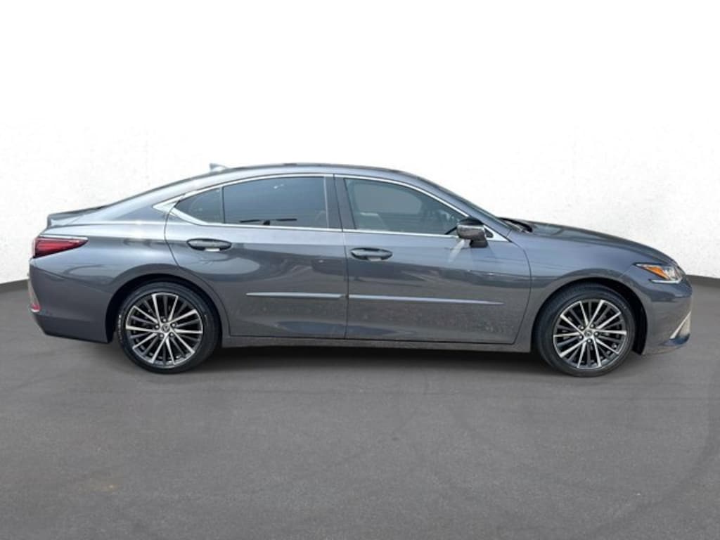 Used 2024 Lexus ES 350 SEDAN