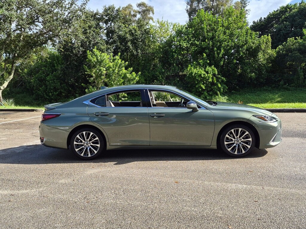 Used 2019 Lexus ES 300h Premium Sedan