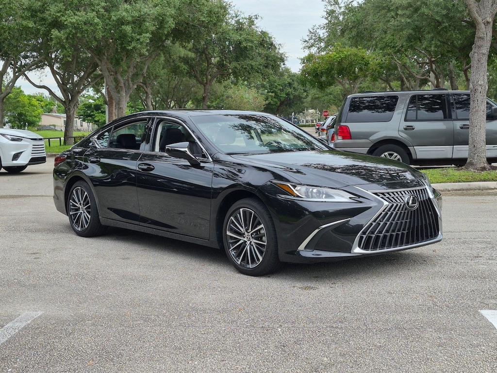 Used 2025 Lexus ES 350 Base Sedan