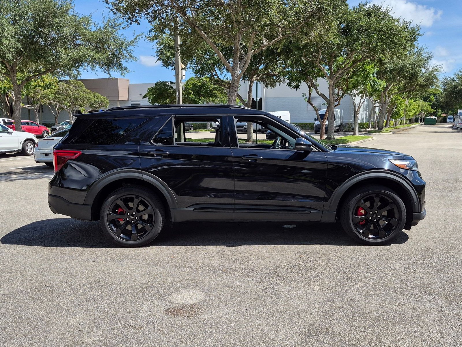 Used 2022 Ford Explorer ST SUV