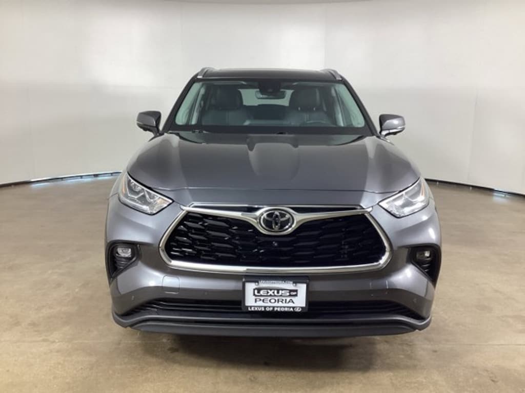 Used 2024 Toyota Highlander Limited