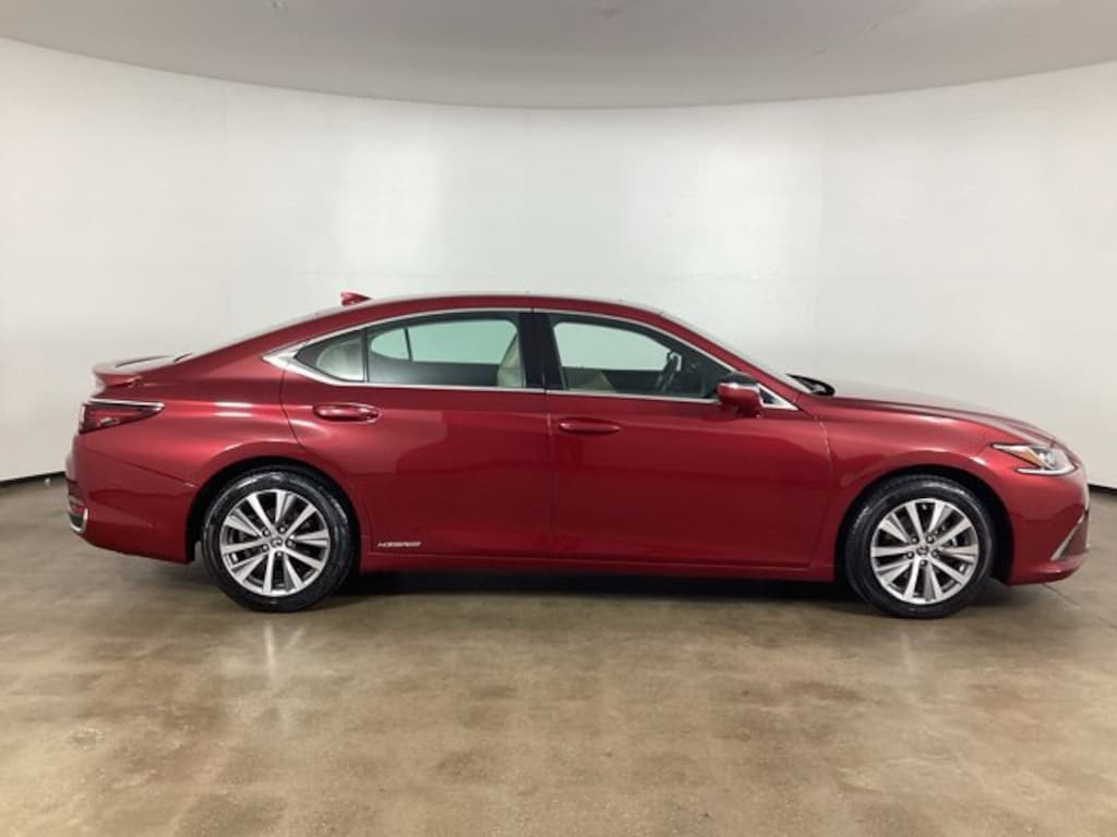 Certified 2021 Lexus ES 300h SEDAN