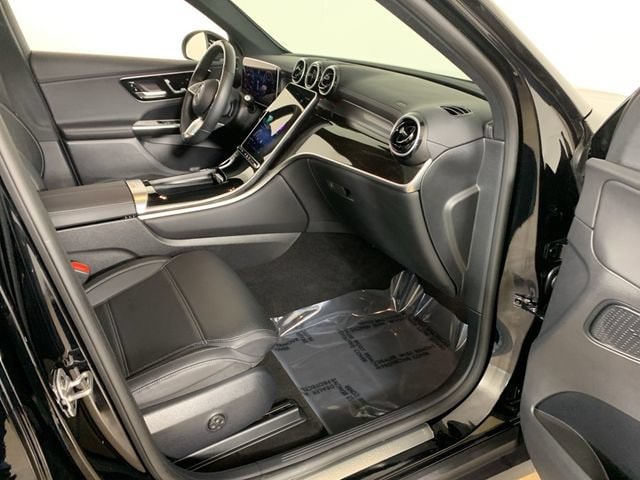 2025 Mercedes-Benz GLC Base - Photo 36