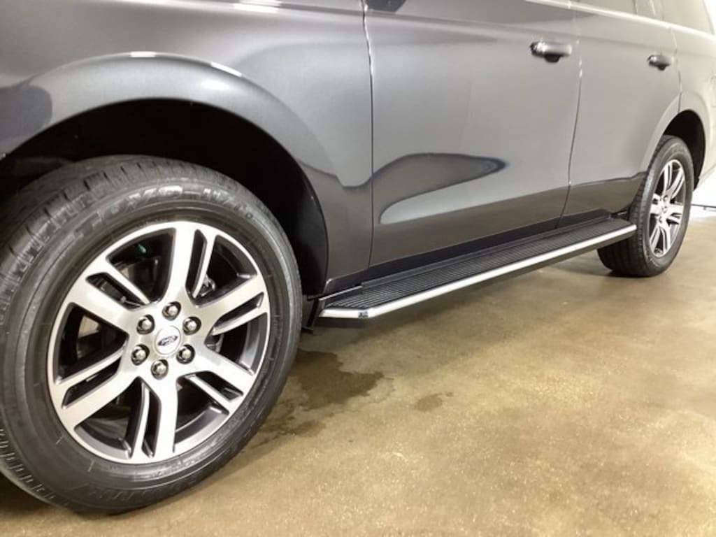 Used 2022 Ford Expedition XLT