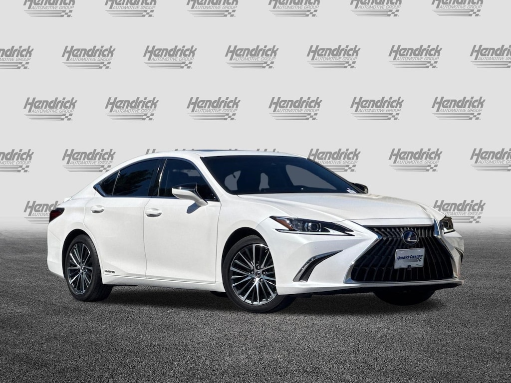 Certified 2022 Lexus ES 300h Sedan