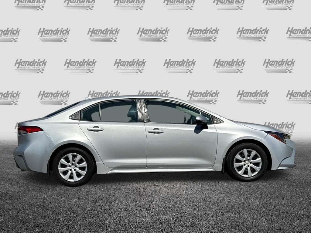 Used 2020 Toyota Corolla LE Sedan