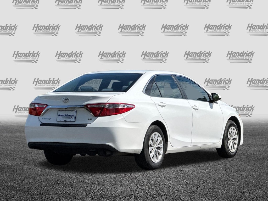 Used 2016 Toyota Camry LE Sedan