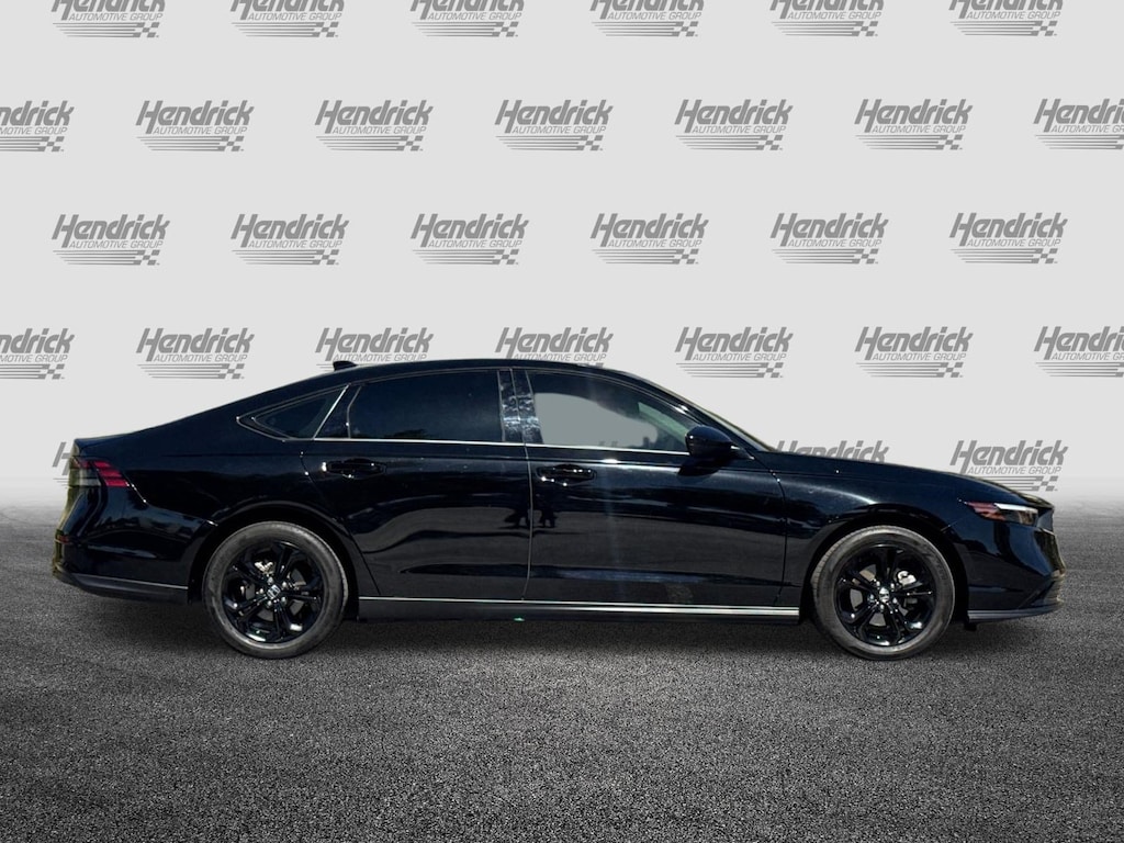 Used 2025 Honda Accord Sedan SE Sedan