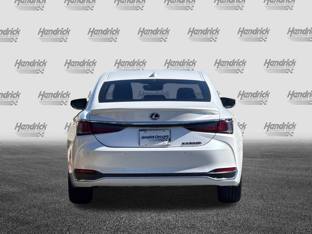 Certified 2022 Lexus ES 300h Sedan