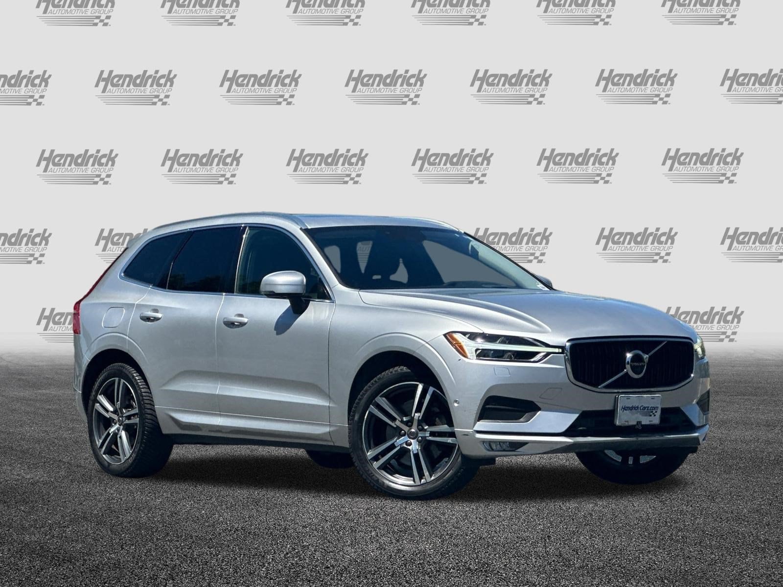 Used 2018 Volvo XC60 Momentum with VIN LYVA22RK3JB113542 for sale in Pleasanton, CA