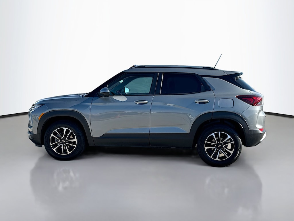 Used 2025 Chevrolet Trailblazer LT Sport Utility