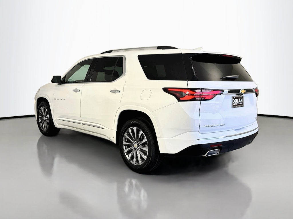 Used 2023 Chevrolet Traverse Premier Sport Utility