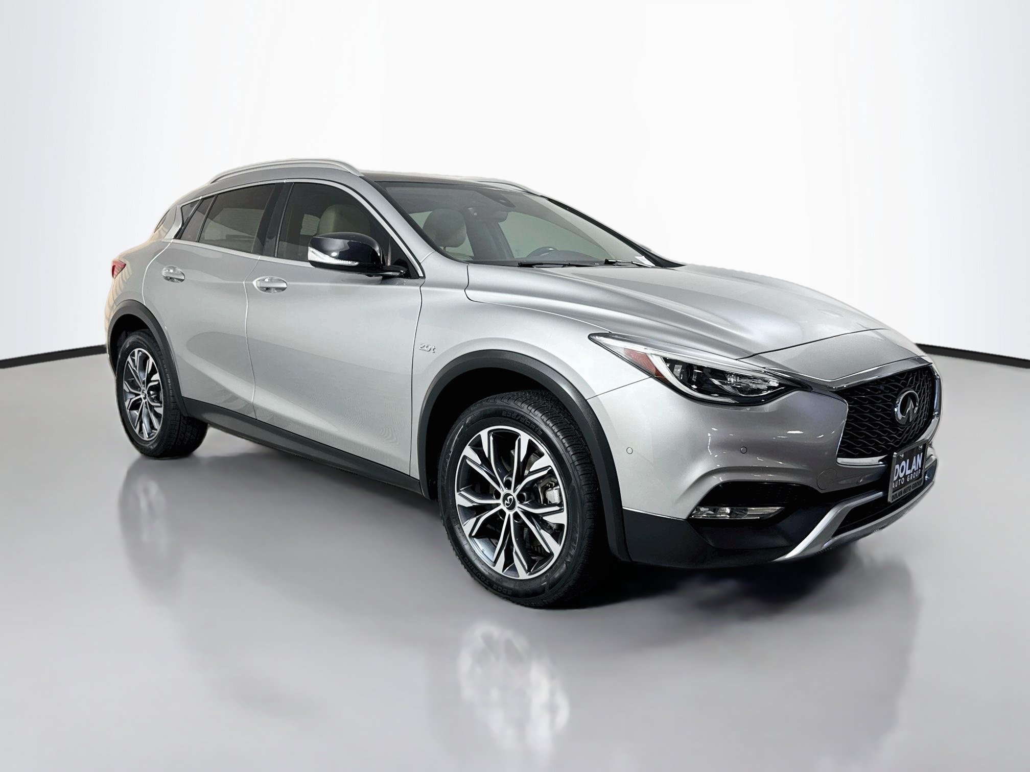 2018 INFINITI QX30 Premium