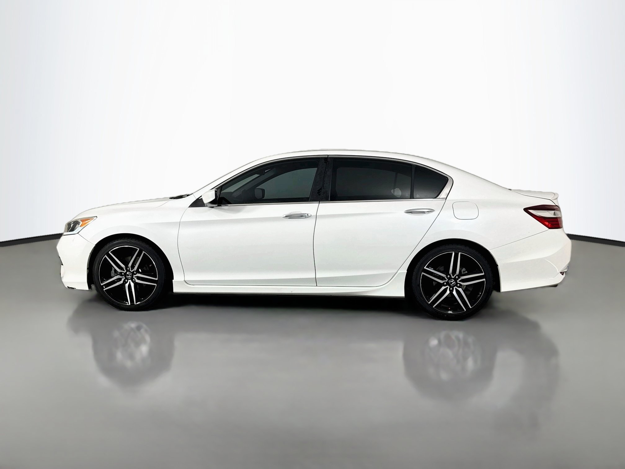 Used 2017 Honda Accord Sedan Sport 4dr Car
