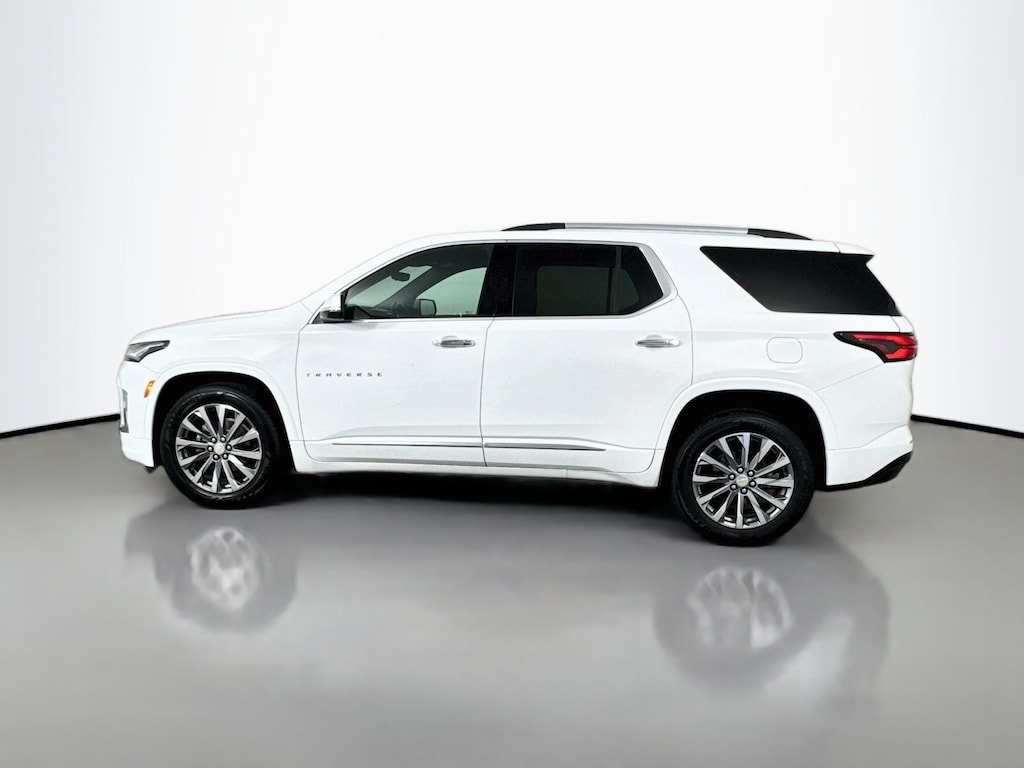 Used 2023 Chevrolet Traverse Premier Sport Utility