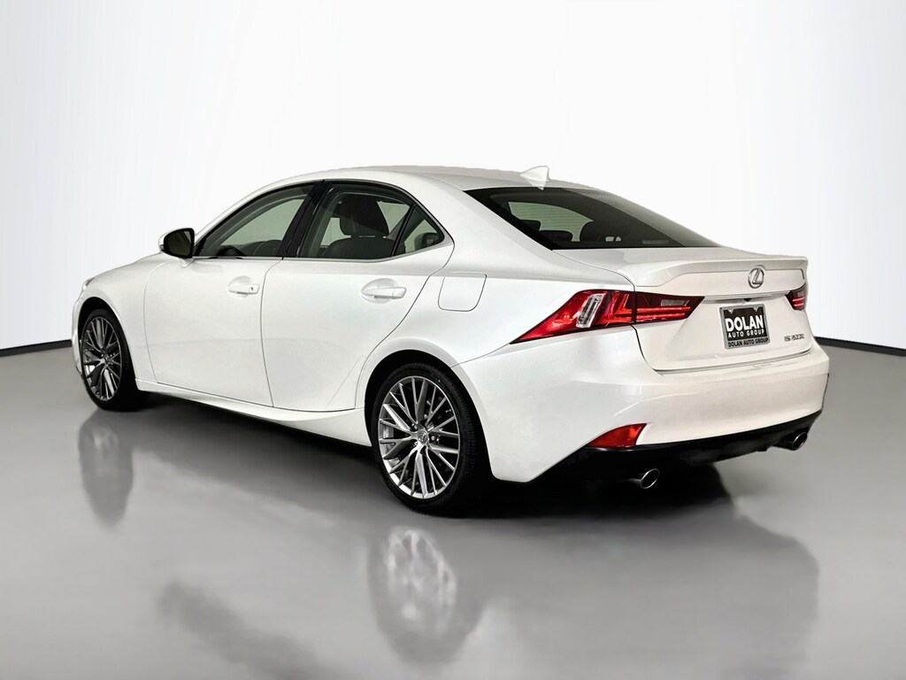 Used 2016 Lexus IS 200t 4dr Sdn 4dr Car