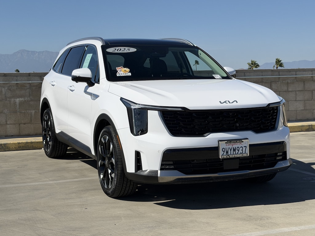 Used 2025 Kia Sorento SX SUV