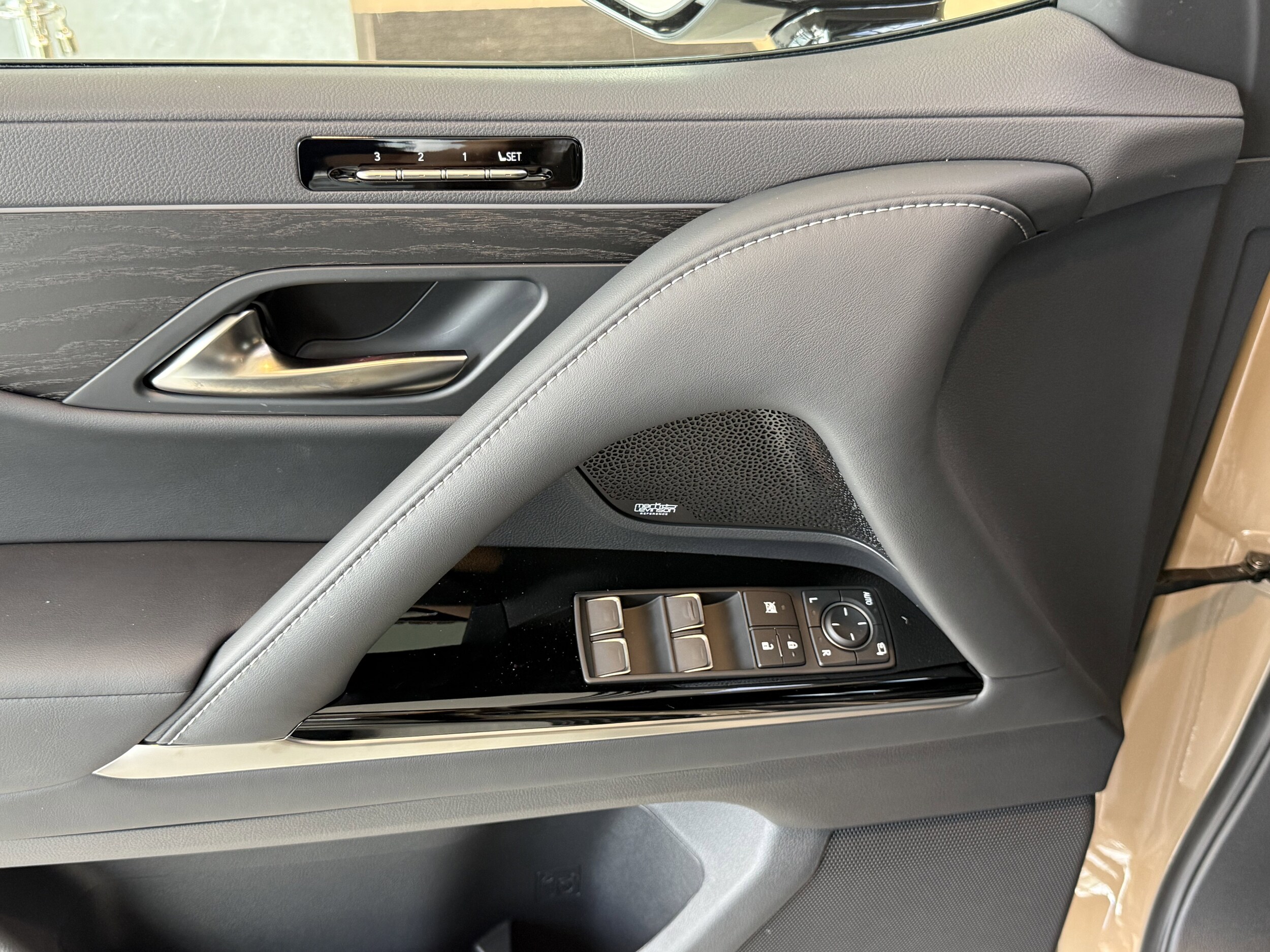 2026 Lexus LX 700h Overtrail - Photo 16
