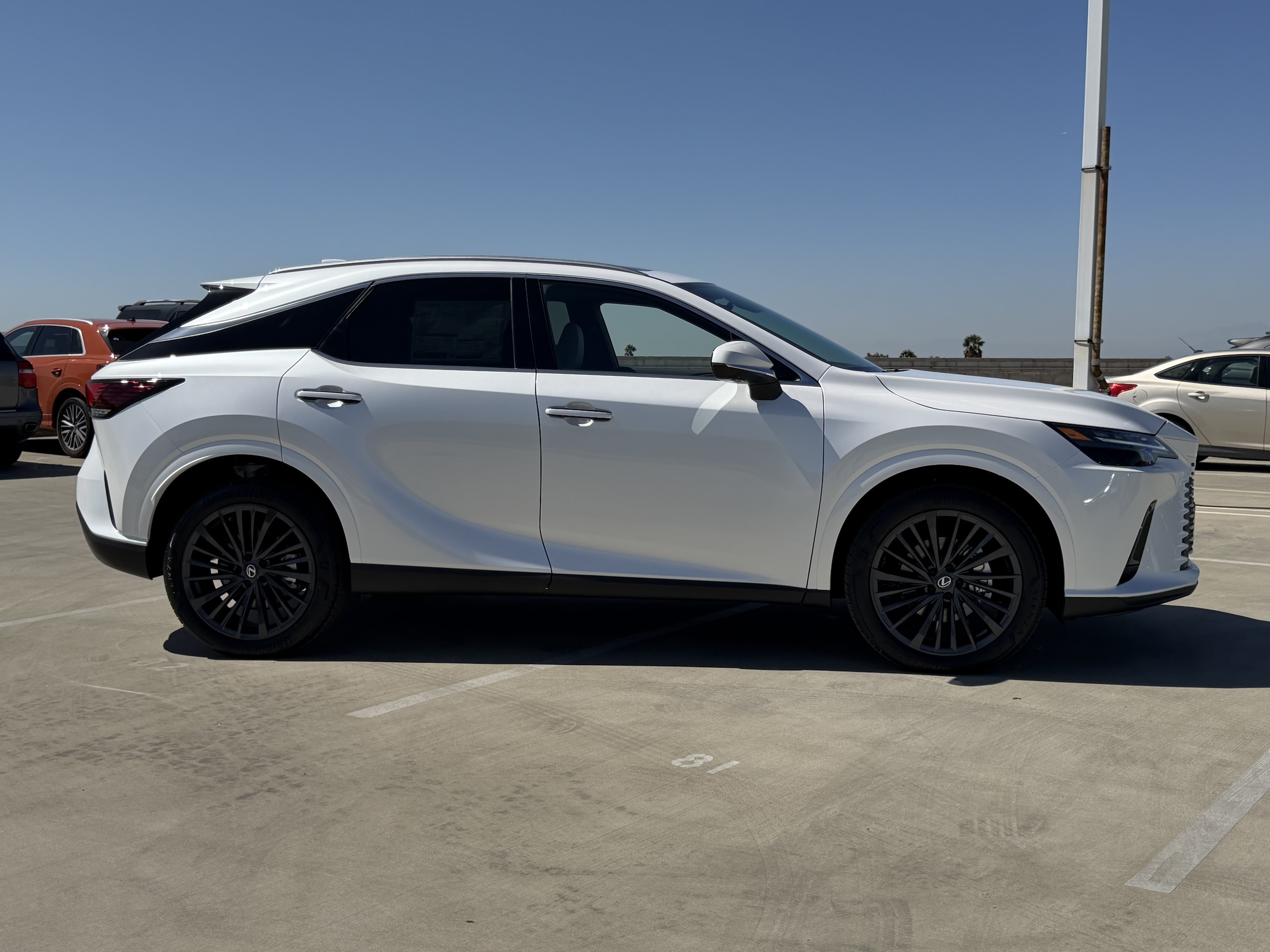 2026 Lexus RX 350 Premium - Photo 12