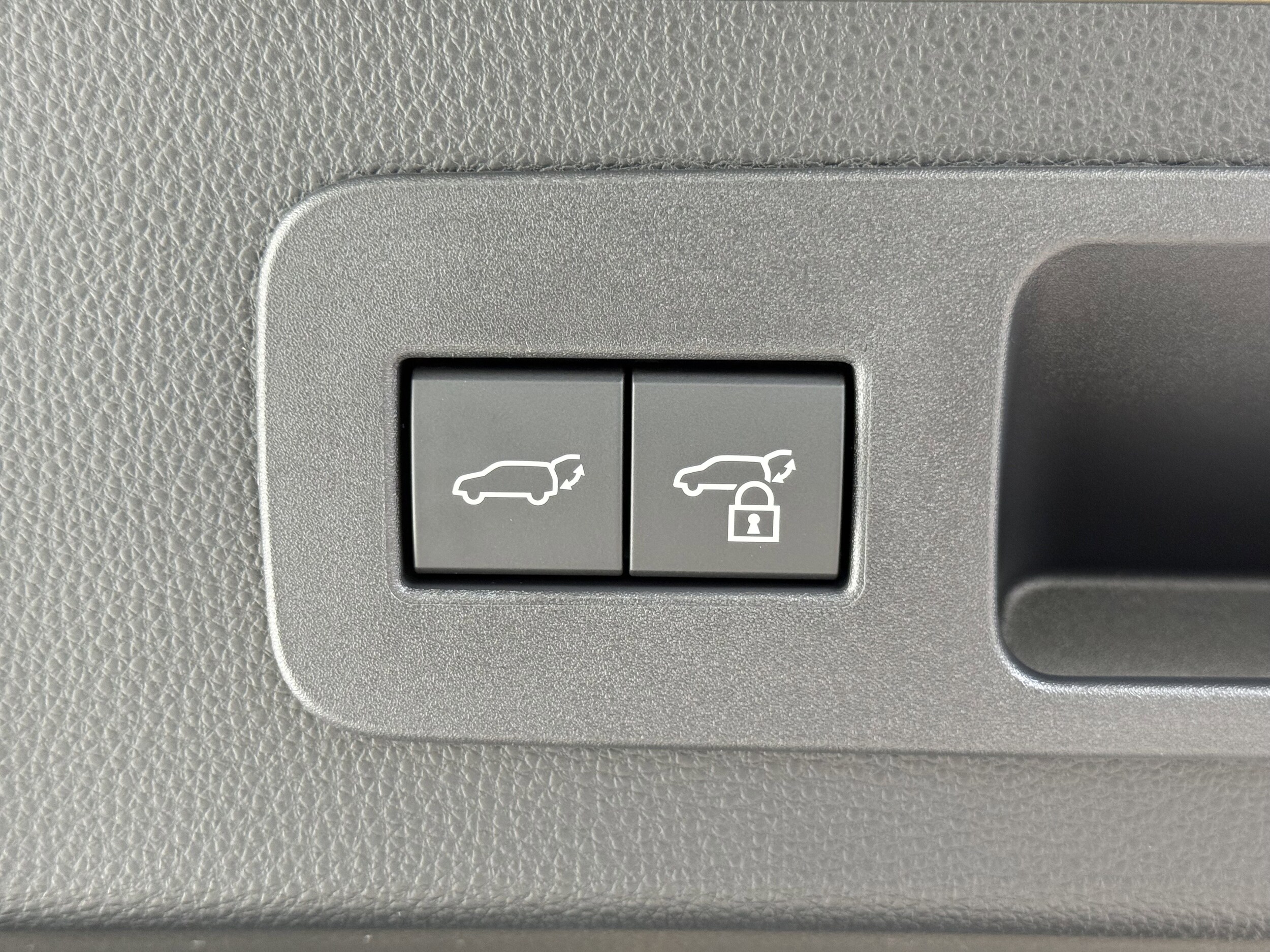 2026 Lexus LX 700h Overtrail - Photo 13