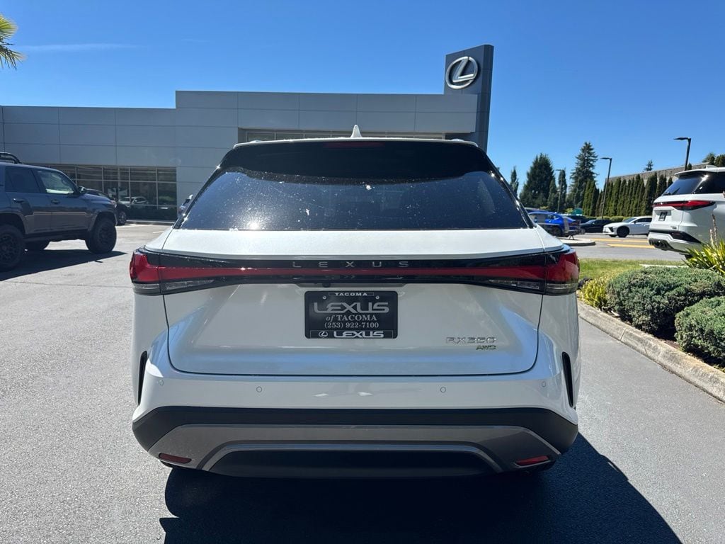2026 Lexus RX 350 - Photo 6