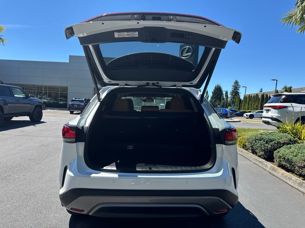 2026 Lexus RX 350 - Photo 16