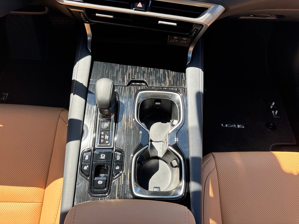 2026 Lexus RX 350 - Photo 23