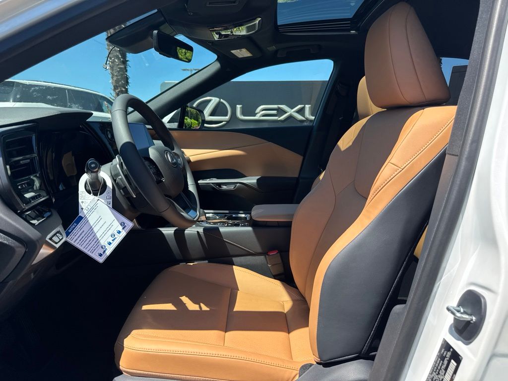 2026 Lexus RX 350 - Photo 4