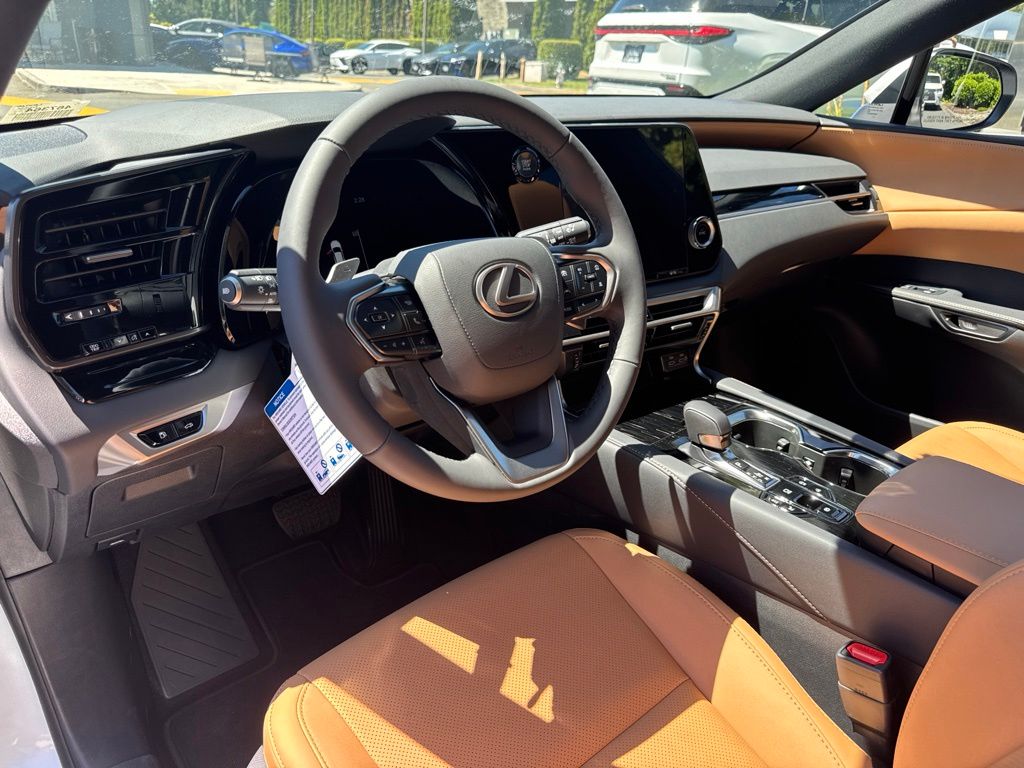 2026 Lexus RX 350 - Photo 12
