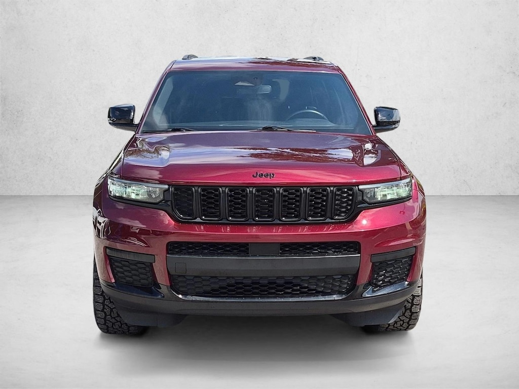 Used 2022 Jeep New Grand Cherokee Laredo SUV