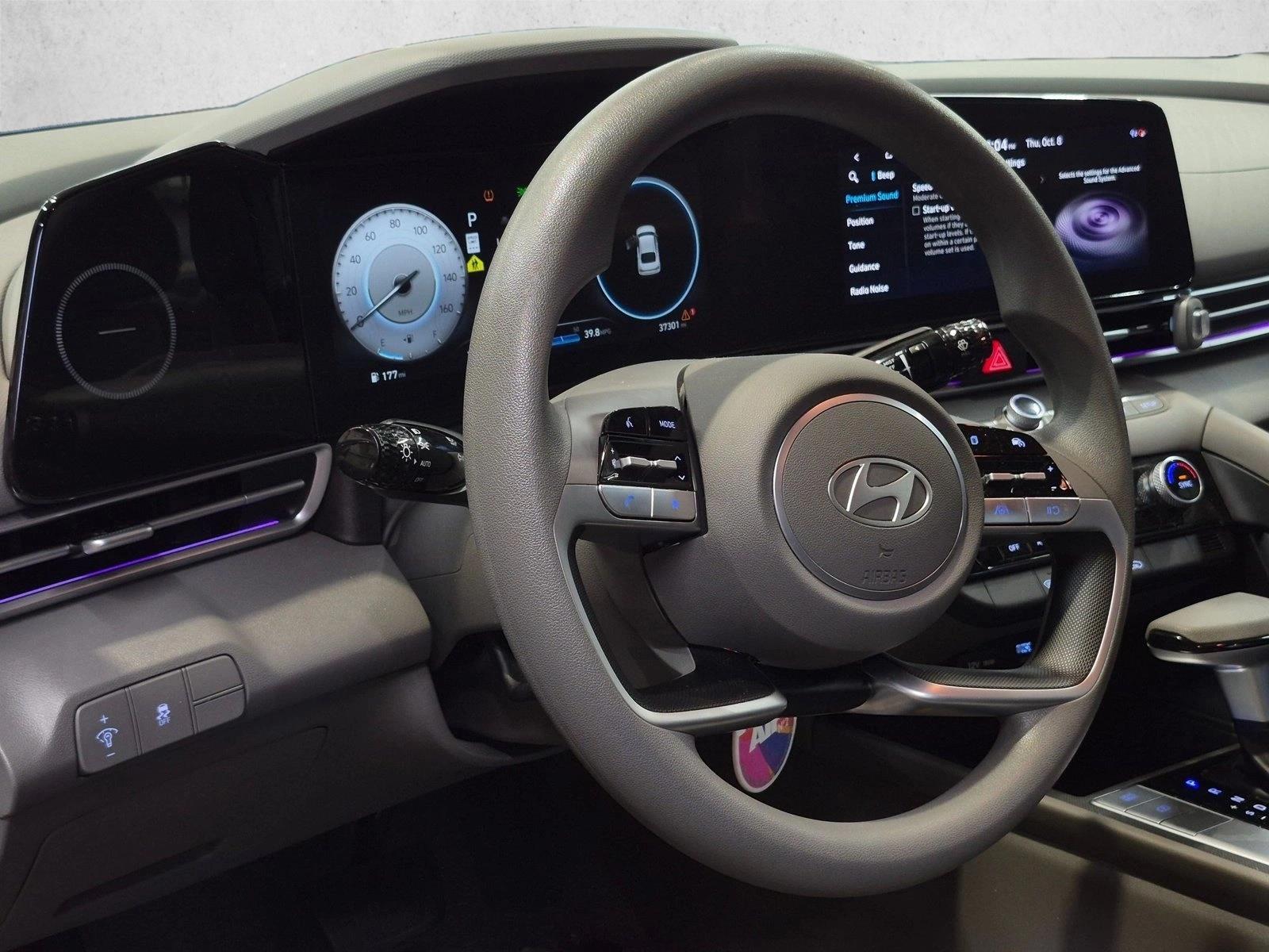 Used 2024 Hyundai Elantra SEL Sedan