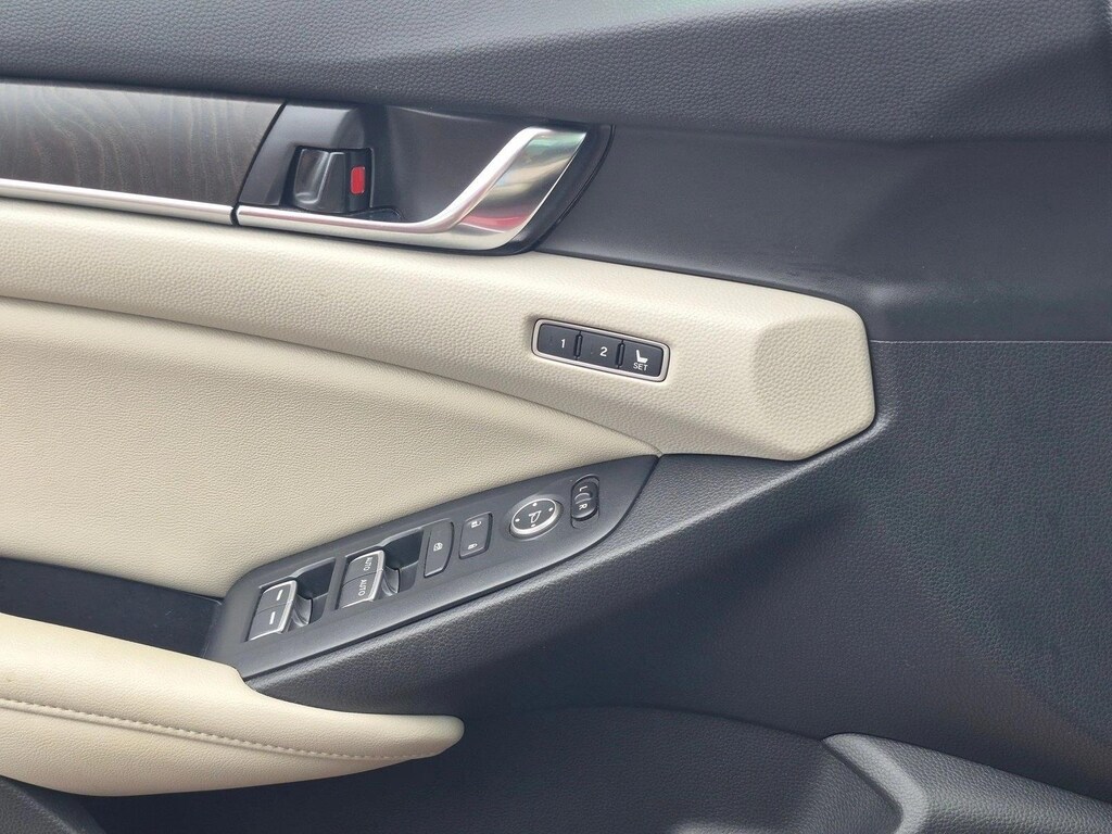 Used 2019 Honda Accord Hybrid Touring Sedan