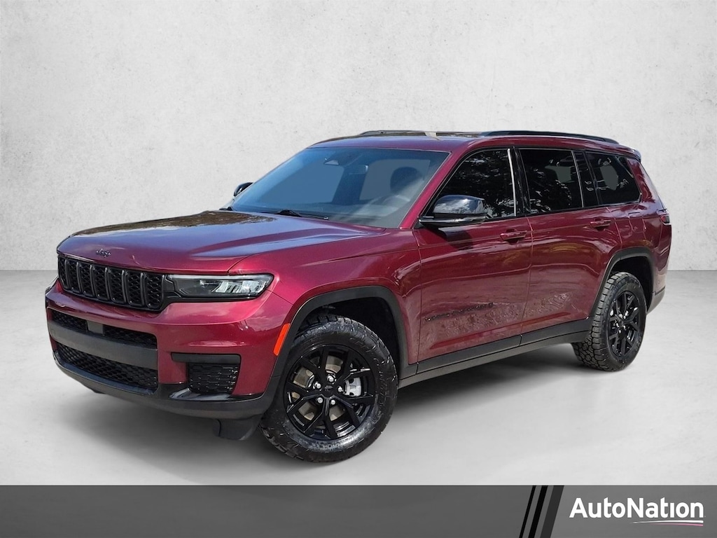 Used 2022 Jeep New Grand Cherokee Laredo SUV