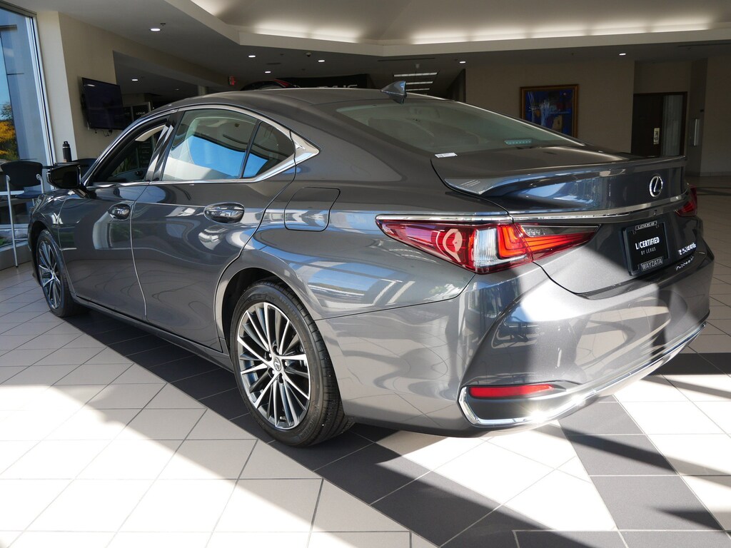 Used 2025 Lexus ES ES 300h Sedan
