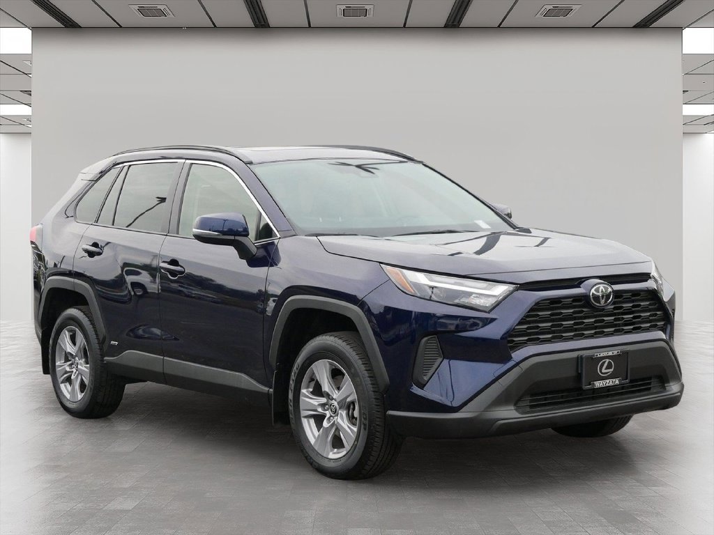 Used 2025 Toyota RAV4 Hybrid XLE SUV