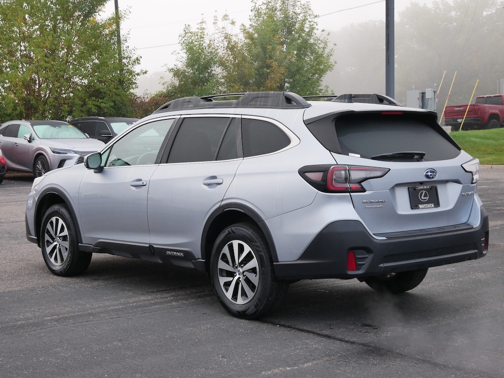 Used 2020 Subaru Outback Premium SUV