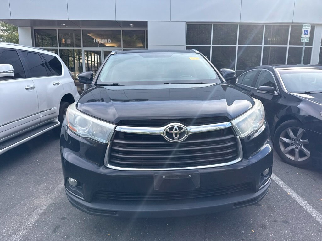 Used 2016 Toyota Highlander XLE V6 SUV