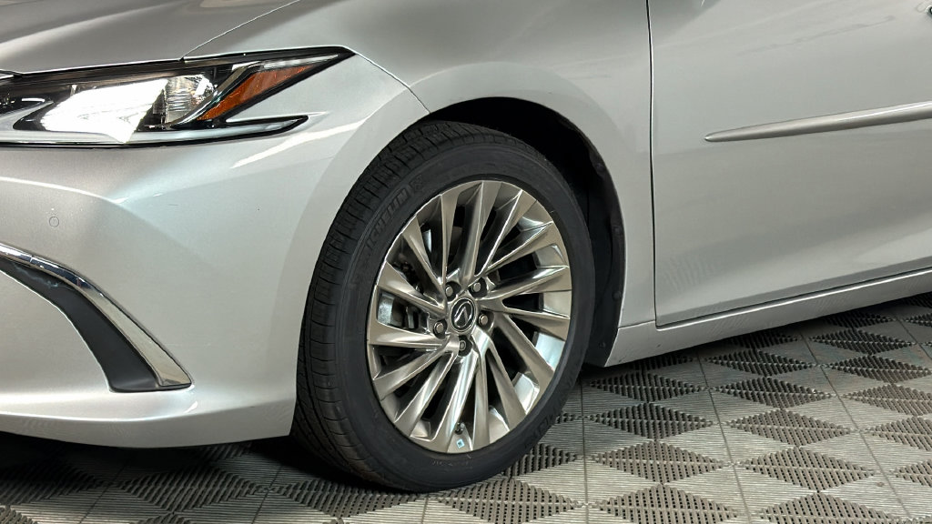 Certified 2020 Lexus ES 300h Luxury Sedan