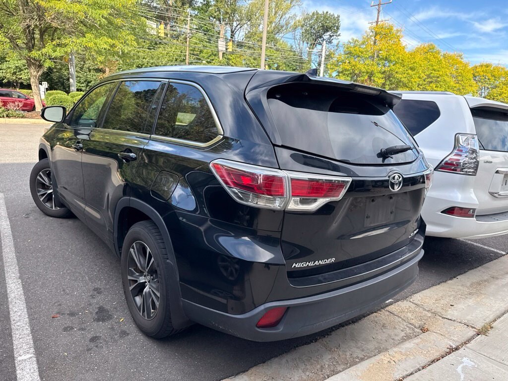 Used 2016 Toyota Highlander XLE V6 SUV