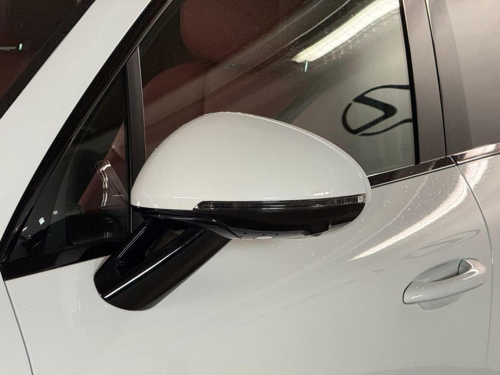Used 2023 Porsche Macan T SUV
