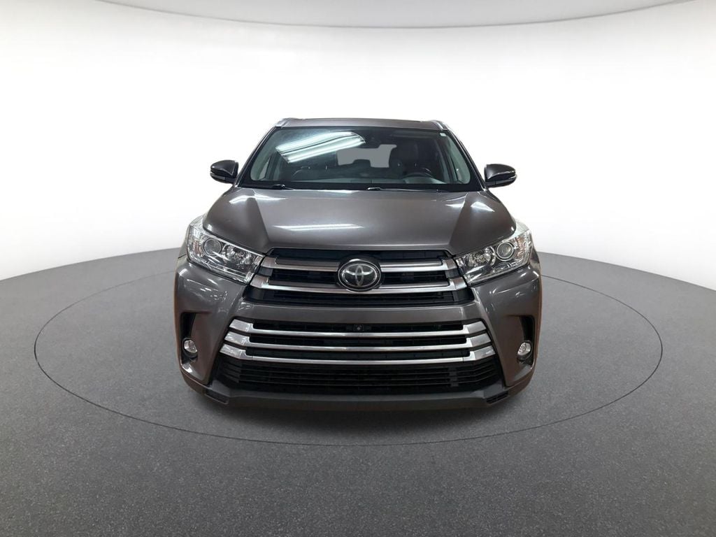 Used 2019 Toyota Highlander Limited Platinum