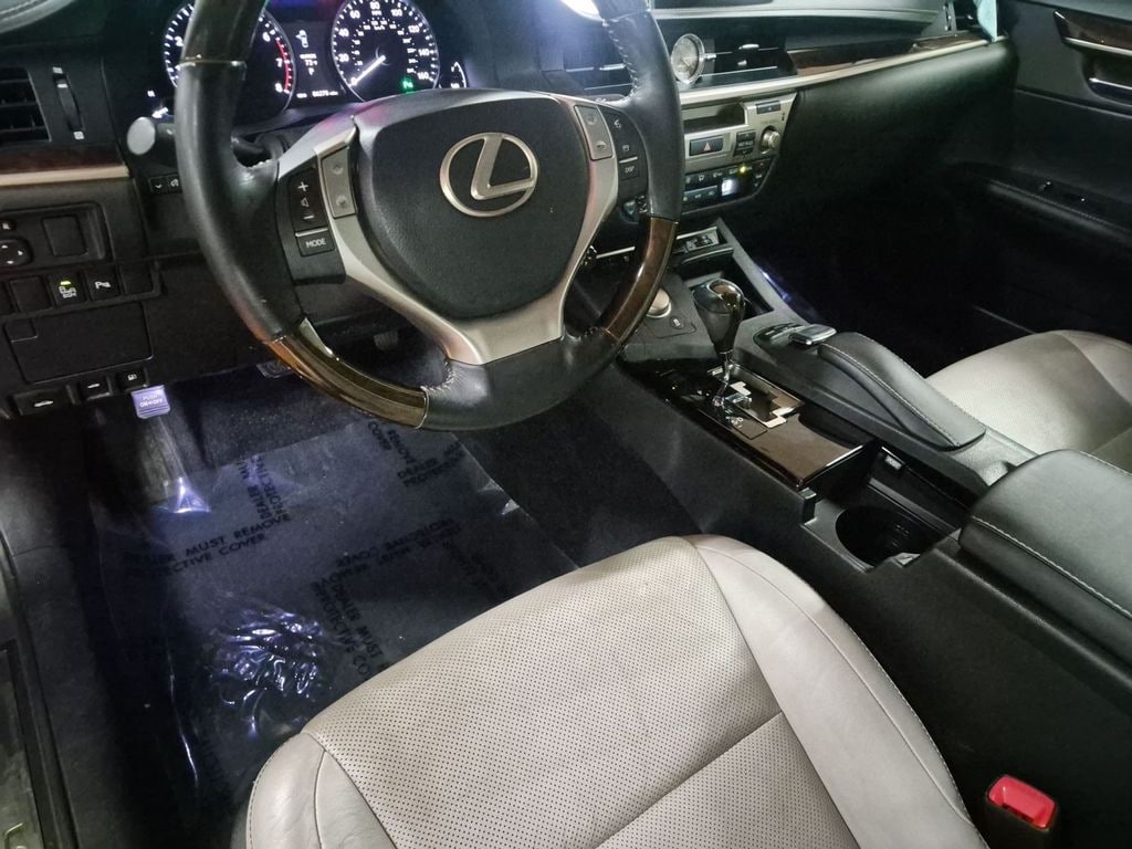 Used 2015 Lexus ES 350 350