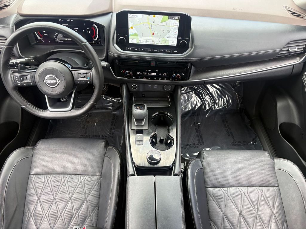 2023 Nissan Rogue Platinum - Photo 13