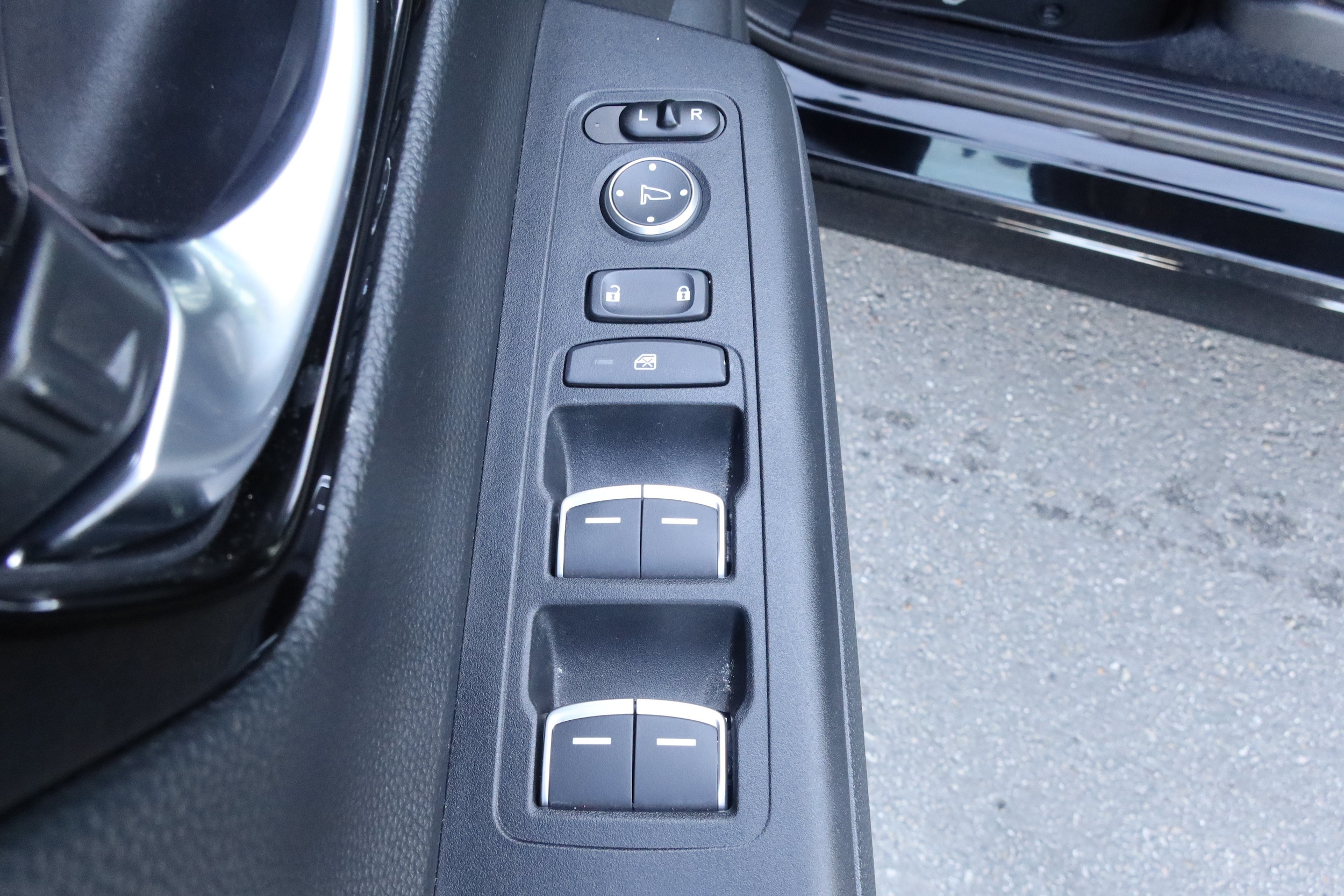 2025 Honda CR-V EX-L - Photo 15