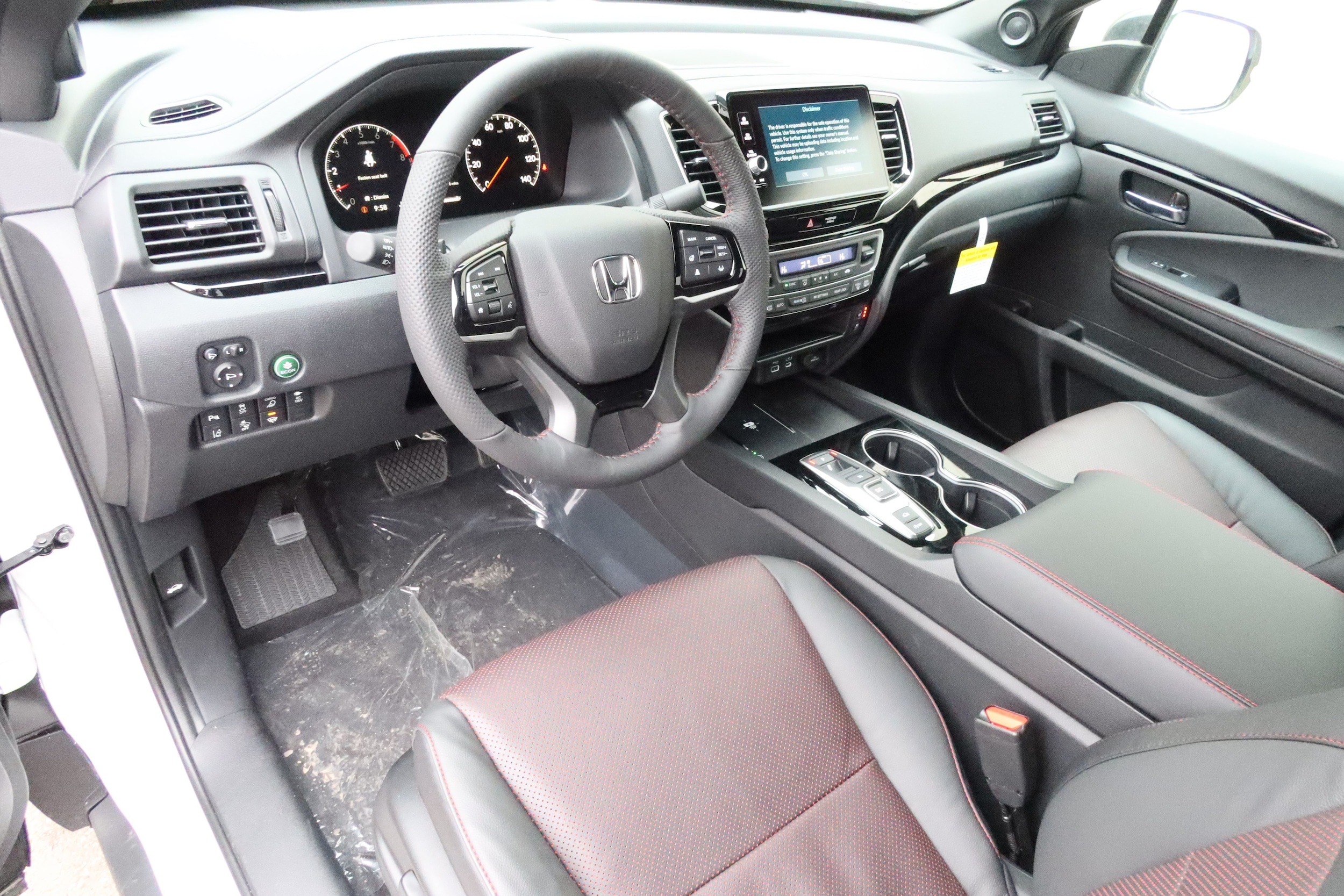 2026 Honda Ridgeline Black Edition - Photo 11
