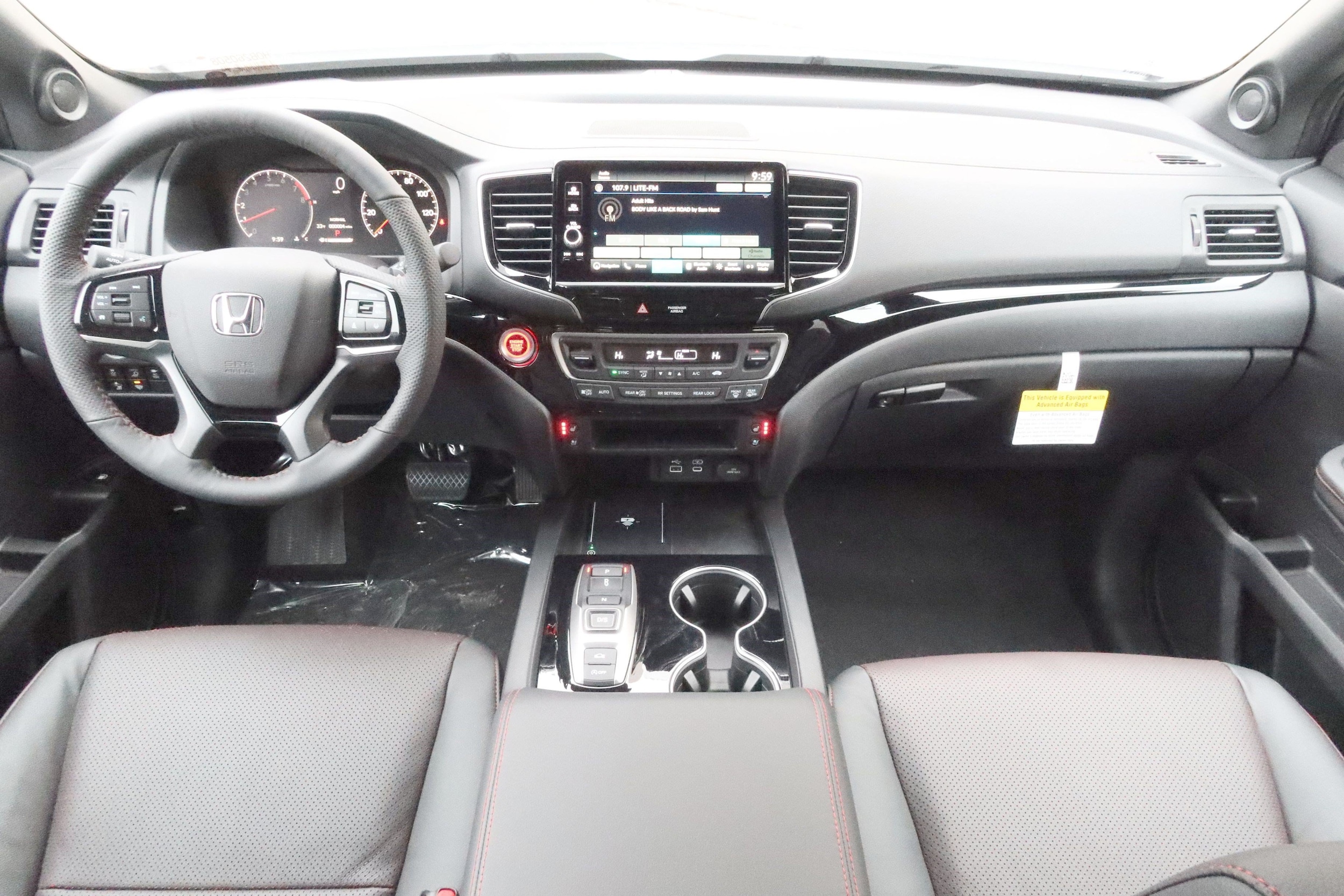 2026 Honda Ridgeline Black Edition - Photo 17