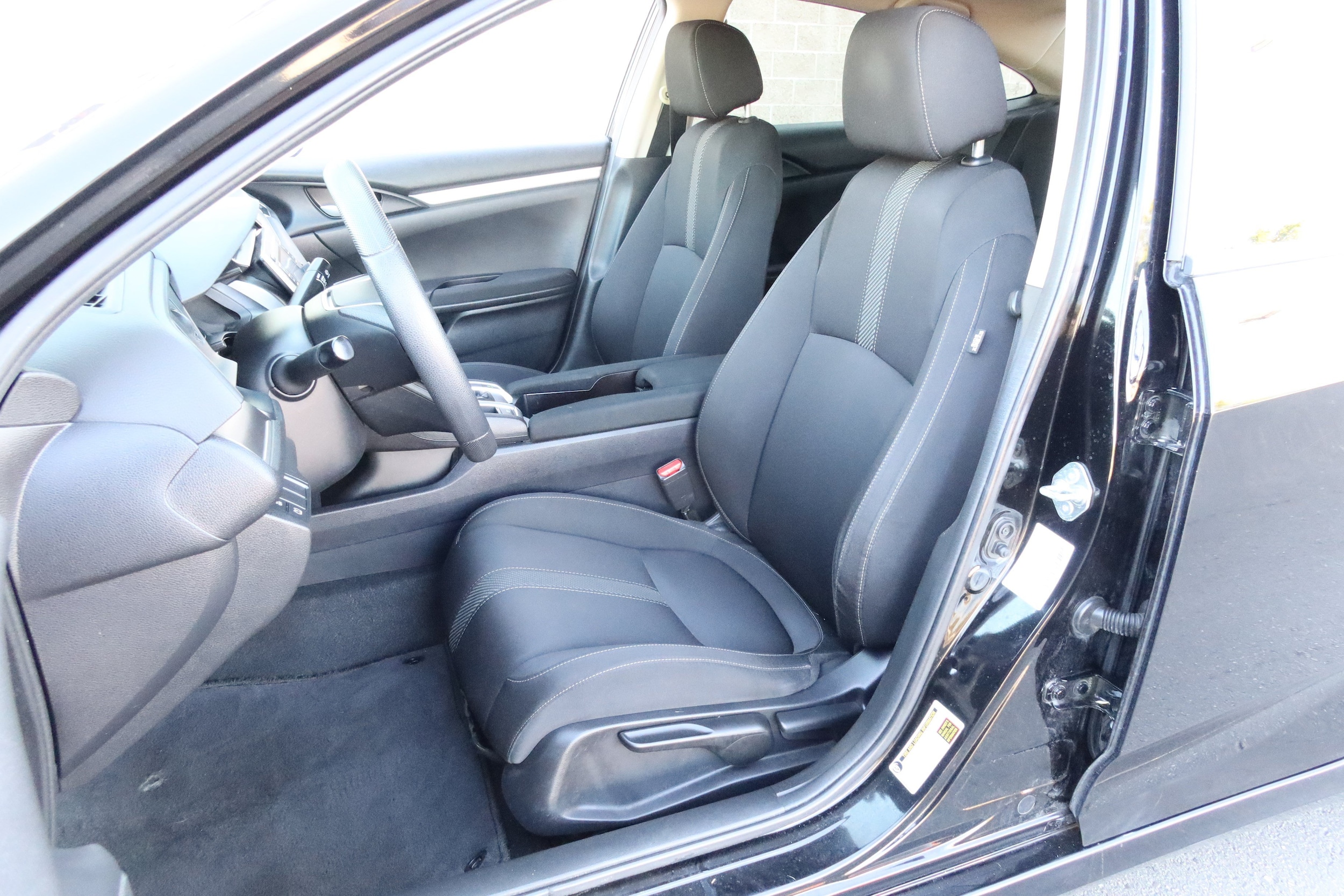 2018 Honda Civic LX - Photo 12