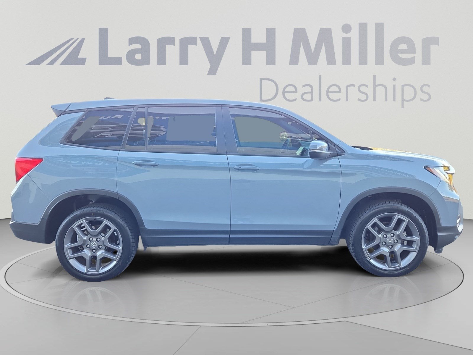2023 Honda Passport EX-L - Photo 7