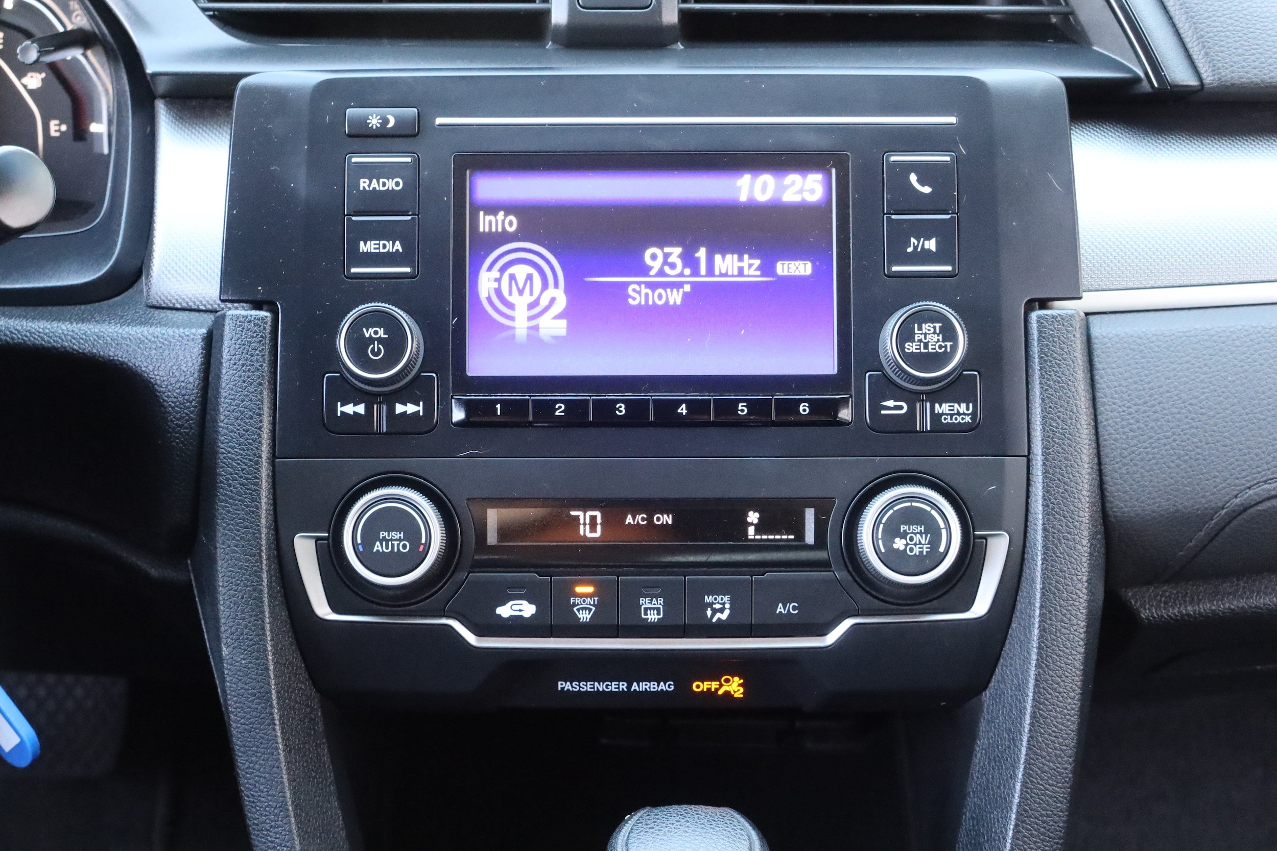 2018 Honda Civic LX - Photo 23