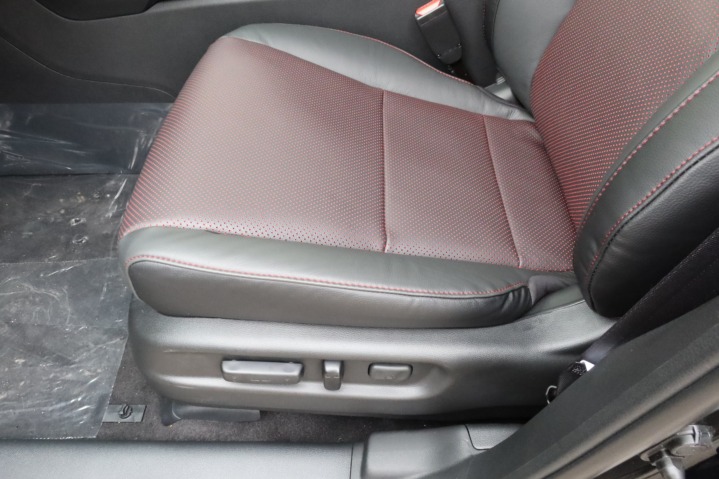 2026 Honda Ridgeline Black Edition - Photo 13